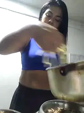 Hannah-grace online show from 01.31.25