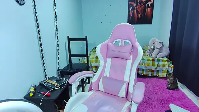 Hannah-grace online show from 02.02.25