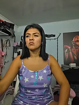 Hannah-grace online show from 10.26.25