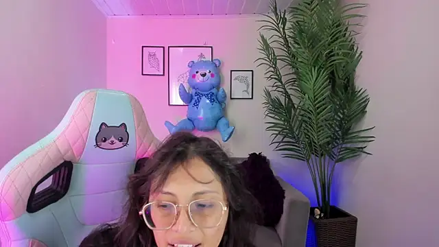 Kyomi chang online show from 03.14.25