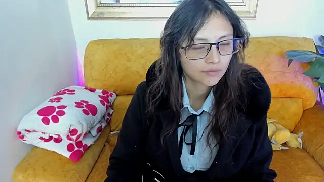 Snapshot of Kyomi_chang chatting on 05.27.26 Kyomi chang online show from 05.27.26