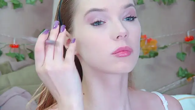 Snapshot of GentleRossi chatting on 11.11.25 GentleRossi online show from 11.11.25