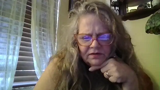 DestineeLoverGirl online show from 03.20.26