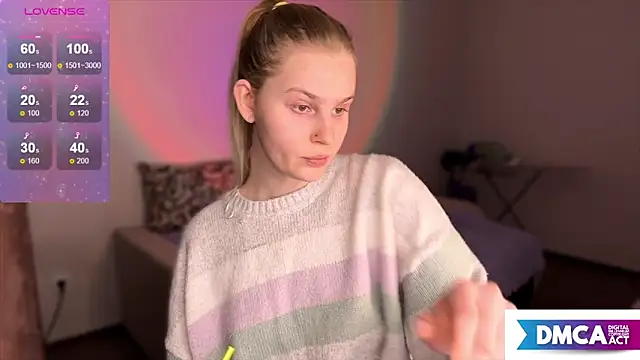 Snapshot of Chanel_Gill chatting on 12.23.24 Chanel Gill online show from 12.23.24