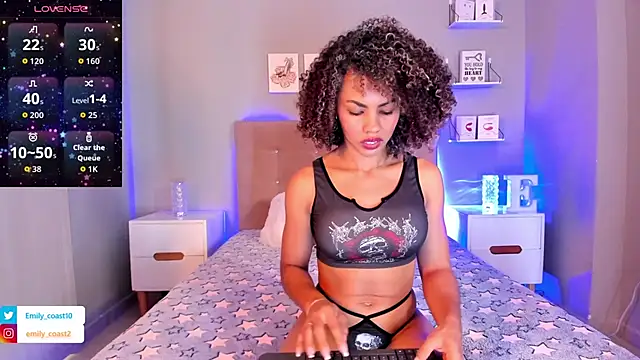 EmilyCoast-1 online show from 09.15.25