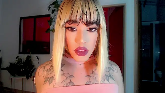 Snapshot of little_star_porn chatting on 01.29.25 little star porn online show from 01.29.25