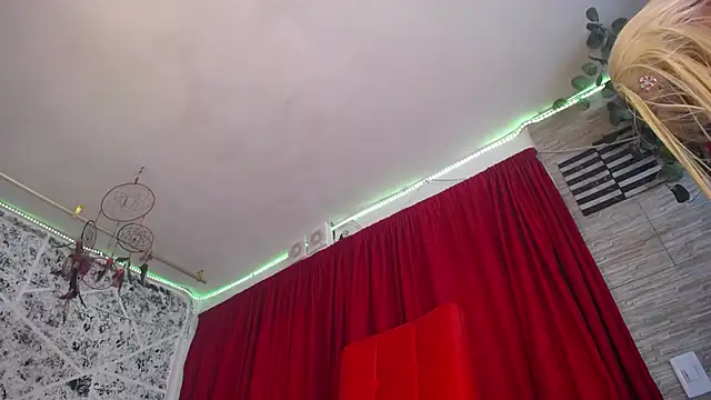 hornytsblonde online show from 02.11.26