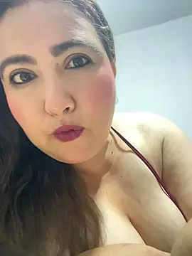 Snapshot of Allyson_Devil chatting on 05.17.26 Allyson Devil online show from 05.17.26