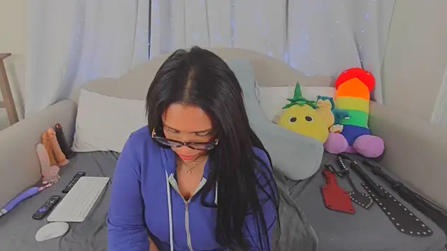 MeghanXO online show from 04.01.26