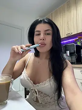 Snapshot of Scarlett-Dream chatting on 04.01.26 Scarlett-Dream online show from 04.01.26