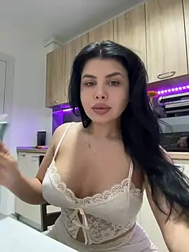 Snapshot of Scarlett-Dream chatting on 04.03.26 Scarlett-Dream online show from 04.03.26