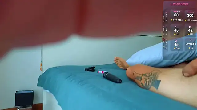 hotsuckcouple online show from 02.09.25