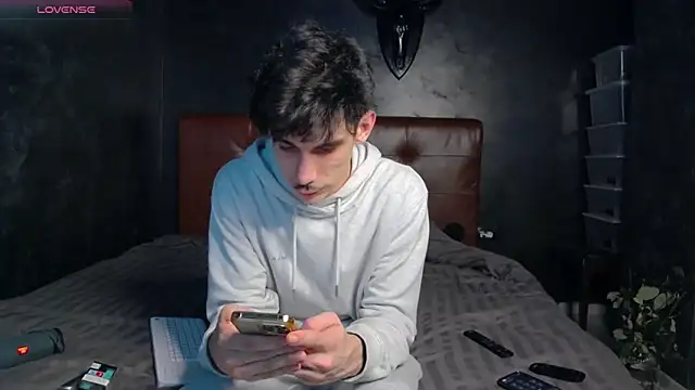 DanielCrush1 online show from 02.24.26