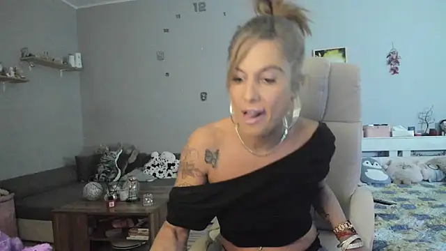 Orchideaxx online show from 02.22.25