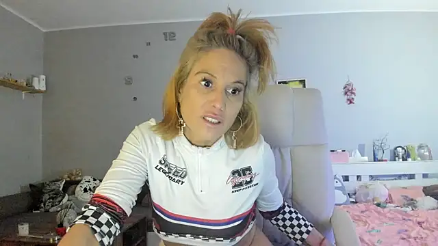 Orchideaxx online show from 03.10.25