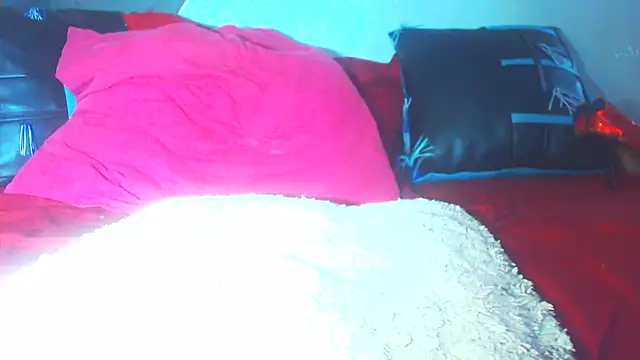 Snapshot of Queenofthenightx chatting on 02.06.25 Queenofthenightx online show from 02.06.25