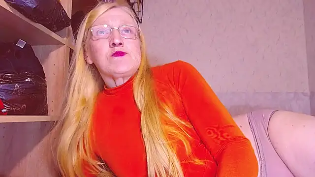 MadamBombShell online show from 01.04.25