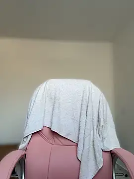 stormyy  online show from 10.02.25