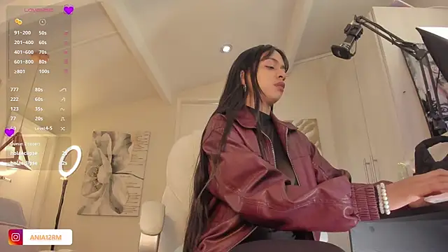 catalinasaiz online show from 12.22.25