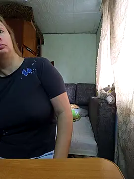 BustyBlond online show from 10.11.25