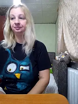 BustyBlond online show from 11.12.25