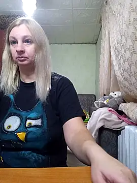 BustyBlond online show from 11.12.25