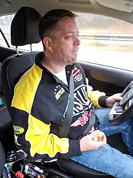 Trucker Hunter online show from 12.03.24