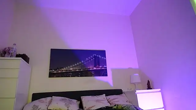 Tinkerbell822 online show from 02.09.25