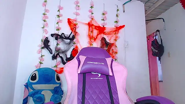 Briannabrachho online show from 11.18.25