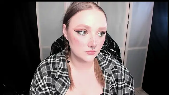 Snapshot of YourDyingBride chatting on 02.04.26 YourDyingBride online show from 02.04.26