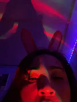 Sanieku online show from 04.13.26