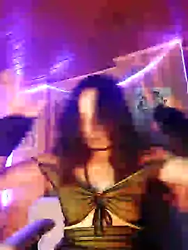  Laary online show from 12.25.24