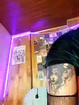  Laary online show from 01.14.25