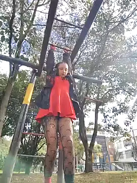  Laary online show from 09.24.25