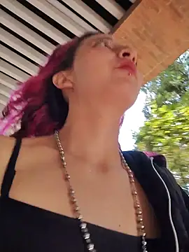  Laary online show from 04.24.26