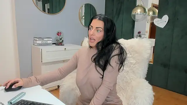 ElisaBaxter online show from 11.02.25