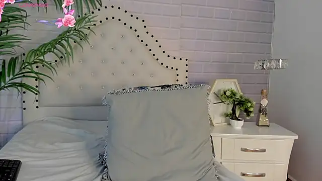  Eurekaa  online show from 03.02.25