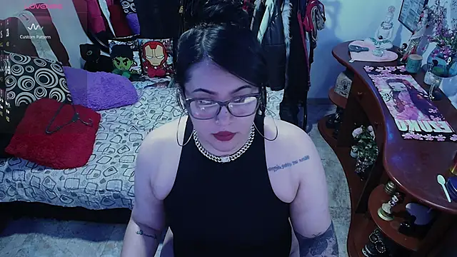 Snapshot of lufek23 chatting on 09.16.25 lufek23 online show from 09.16.25