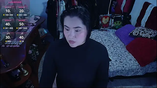 Snapshot of lufek23 chatting on 09.25.25 lufek23 online show from 09.25.25