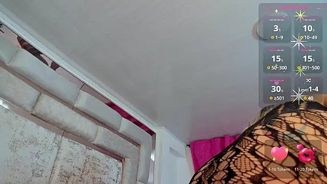 kimjonnes01 online show from 12.24.24