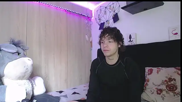 Santiago kiler online show from 03.31.26