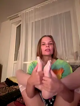 LeyaJohnson online show from 09.28.25