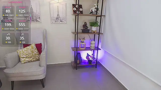 Sassy--Girl online show from 04.15.26