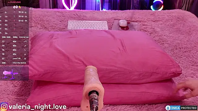 Valeria Night online show from 12.08.24