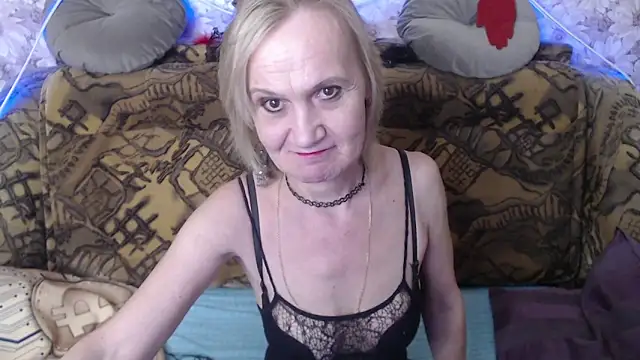 MissBekker online show from 01.08.25