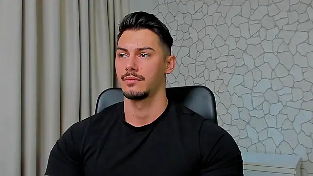 Snapshot of ClintMasters chatting on 03.04.25 ClintMasters online show from 03.04.25