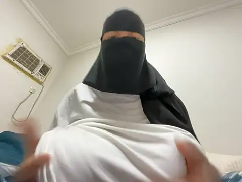 Submissive Arab online show from 01.15.26