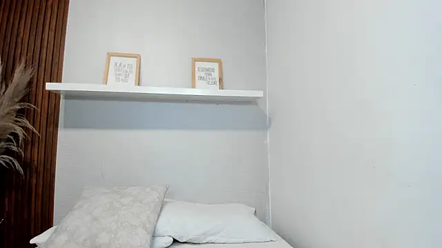 LANA-JONNES online show from 01.19.26