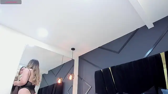 princesaparis online show from 03.13.26