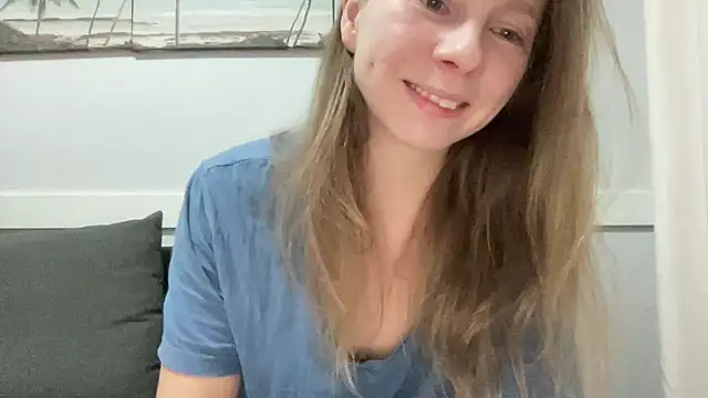 SweetLucy96 online show from 01.15.25